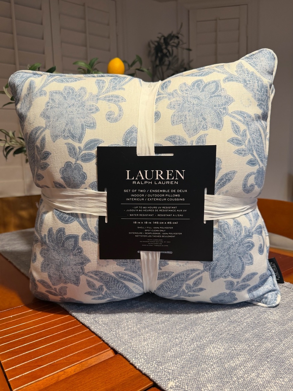 Ralph Lauren Blue Floral “Garden Floral” indoor/Outdoor Throw Pillow set 2